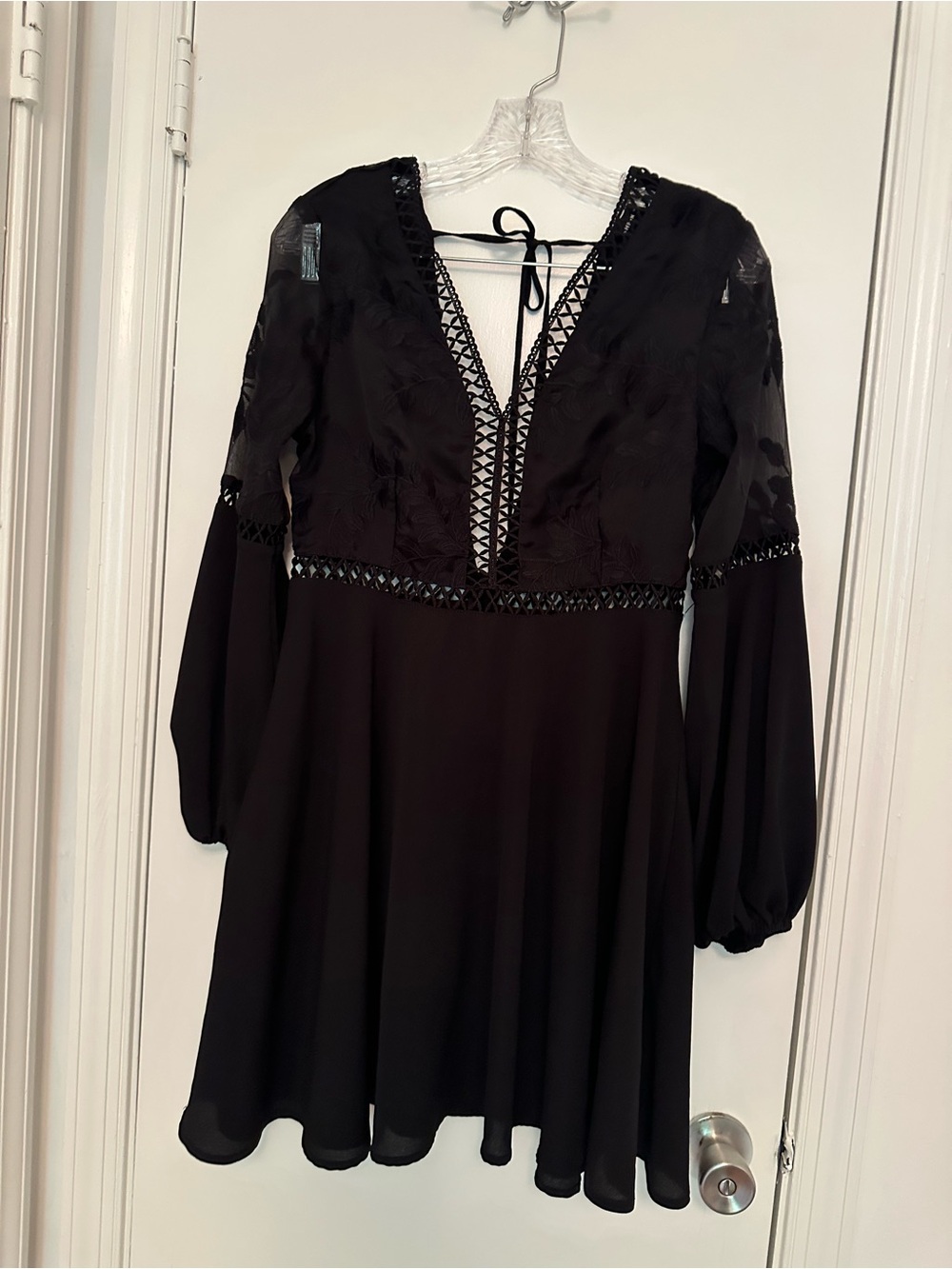 SHEIN Black V-Neck Crochet Trim Long Sleeve Dress